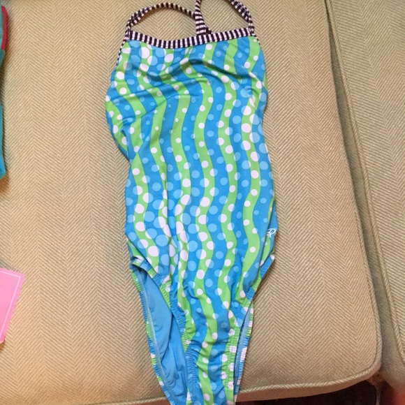 3 DOLFIN uglie swimsuits - Picture 6 of 6